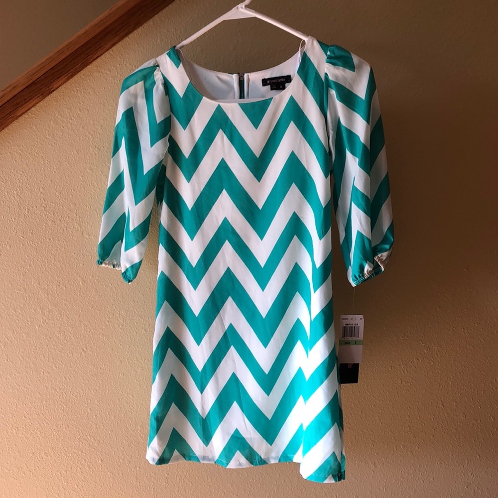 Girls size 8 chevron dress